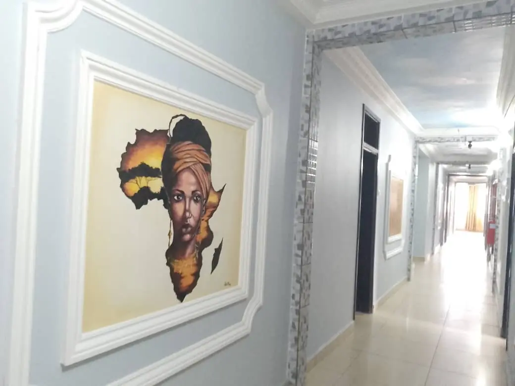 Art africain corridors GAMO Hôtel